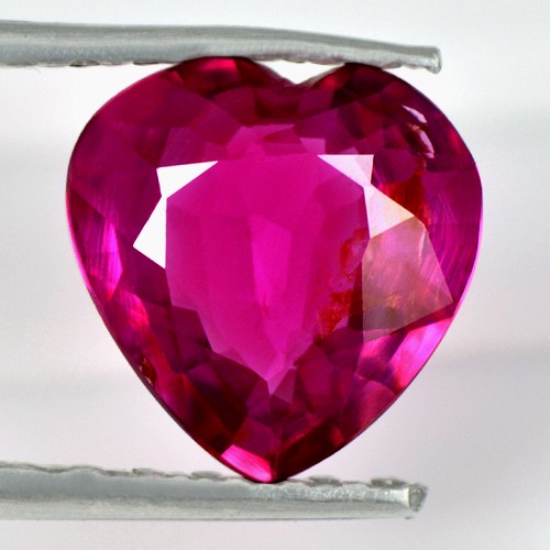 1.07 Cts Natural Top Rare Pink Red Ruby Heart Certified Unheated Winza Tanzania