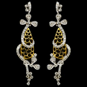 18k Pure Yellow Gold Natural Top 1.28 Carat Diamonds Ladies Fine Designer Earrings