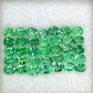 11.08 Cts Natural Top Green Emerald Oval Cut Untreated Zambia Lot Loose 5x4 mm