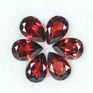 8.57 cts Natural Pyrope Red Garnet Loose Gemstone Pear Cut Lot Mozambique 9x6 mm