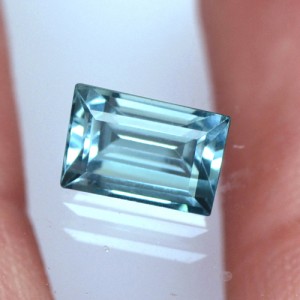 1.51 Cts Natural Brilliant Aqua Blue Aquamarine Baguett Cut Lustrous Santamaria