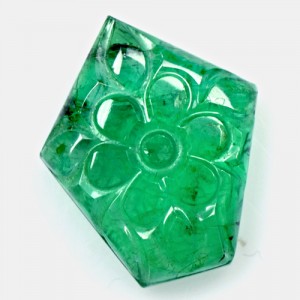 8.83 Cts Natural Top Green Emerald Hand Made Carving Zambia Untreated Gemstone