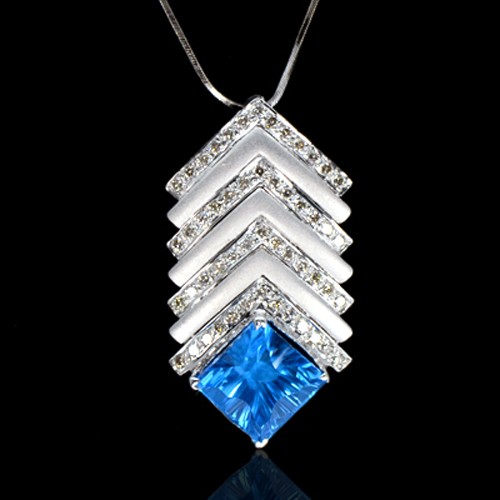 18K Pure Gold Natural IF Swiss Blue Topaz Diamond Ladies Pendant With Chain