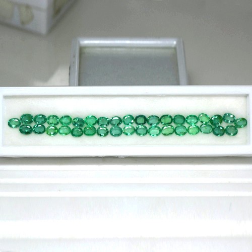 10.74 Cts Natural Green Emerald Loose Gemstone Oval Cut Lot Zambia 5 x 4 mm 36 Pcs