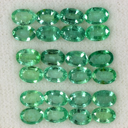 10.51 cts Natural Green Emerald Untreated Gems Lot 24 pcs Oval Cut Zambia 6x4 mm