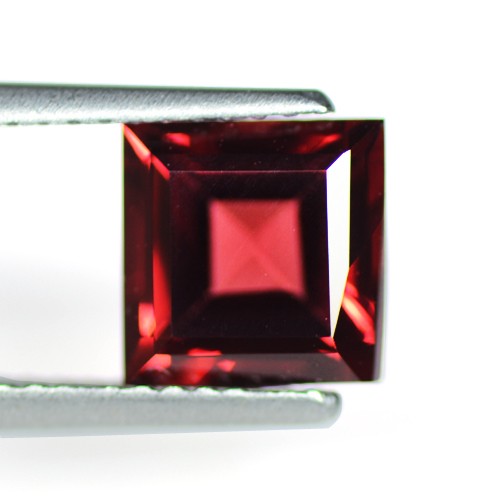 2.08 cts Natural Mozambique Mined Pyrope Red Garnet Loose Gems Square Cut 7 mm