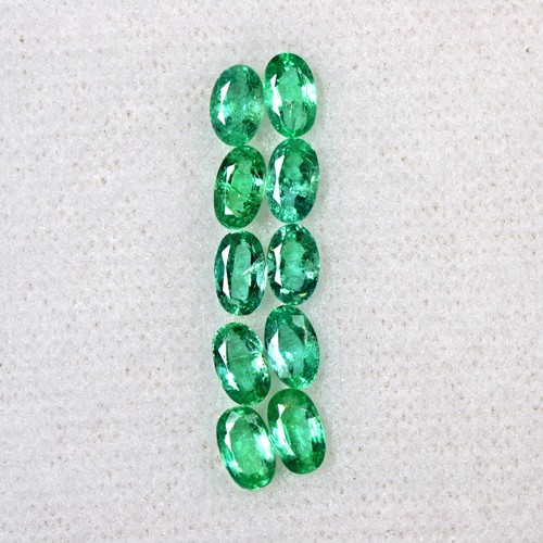 2.61 Cts Natural Lustrous Top Fine Green Emerald Oval Cut Lot 5x3 mm Zambia Gems