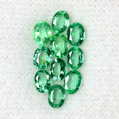 2.25 Cts Natural Lustrous Top Fine Green Emerald Oval Cut Lot Zambia Gemstone