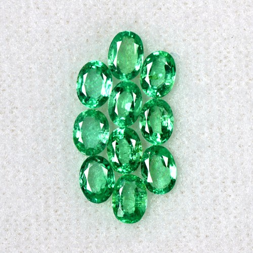 2.18 Cts Natural Lustrous Top Fine Green Emerald Oval Cut Lot Zambia Gemstone