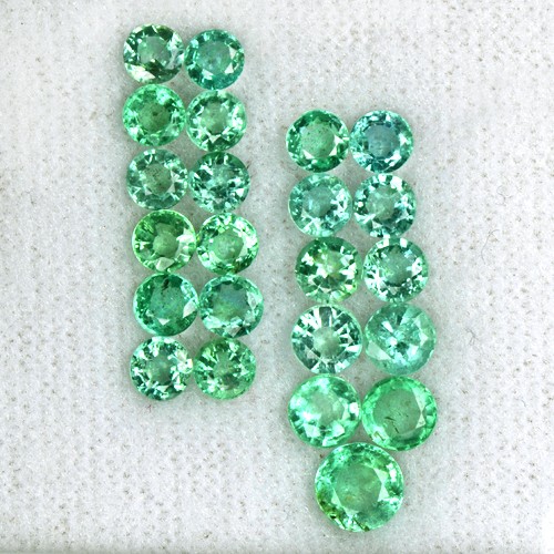 5.55 Cts Natural Green Emerald Loose Gemstone Round Cut Lot 4 upto 5 mm Zambia