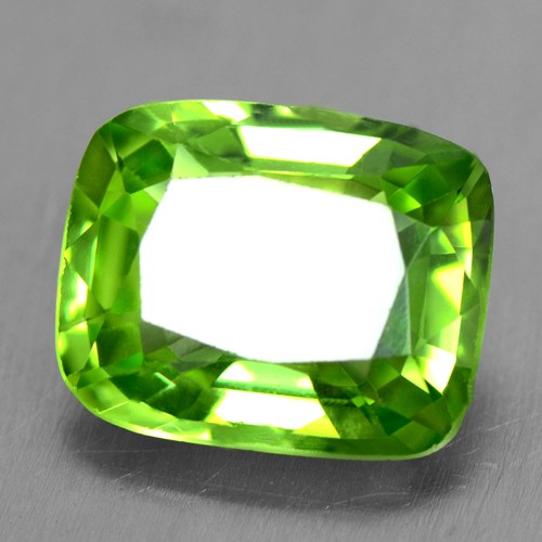 3.68 Cts Natural Unique AAA+ Top Green Peridot Loose Gemstone Cushion Cut Burma