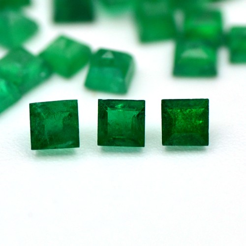 2.53 Cts Natural Rich Green Emerald Fine Quality Square Shape 40 Pcs Zambia