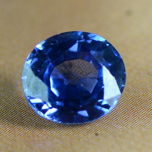 IGI Certified Natural Top Blue Sapphire 6.7x6x3.8 Oval Cut 1.32 Cts Sri Lanka